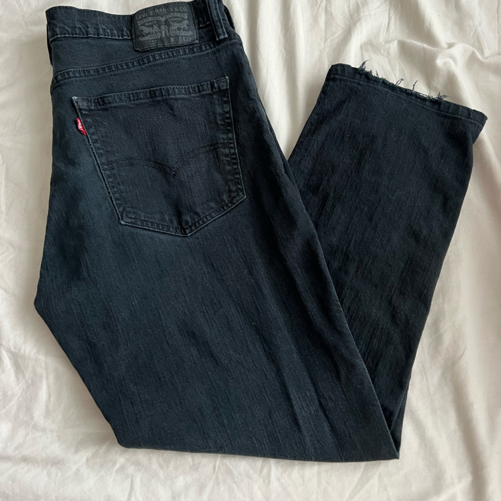 Vintage Black Denim Levi’s 511 - 35W 32L